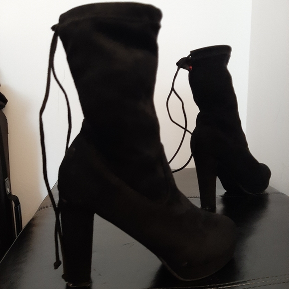 Catherine Malandrino Size 9 Faux Fur booties - Picture 3 of 12